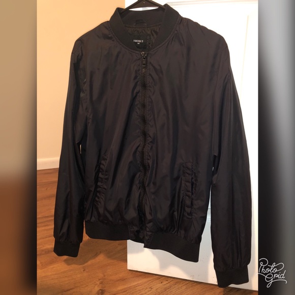 Forever 21 Other - 🖤Men’s Forever 21 Jacket 🧥 Size M 🖤